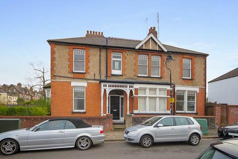 53 Tetherdown, London, N10 1NH