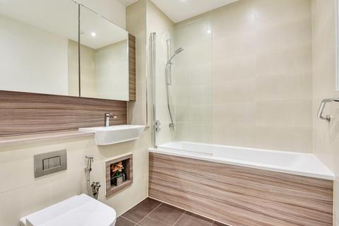 11 Davenant Way, Acton, London, W3 8DN