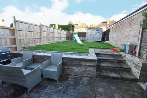 39 Dunard Road, Shirley, Solihull, B90 2HR