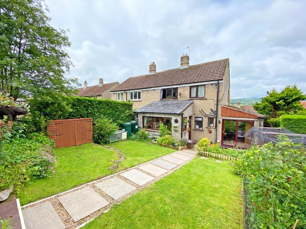 The Whinfields, Summerbridge, Harrogate 3 bed semidetached house £