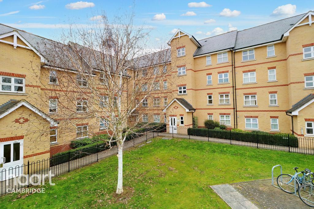 Winstanley Court, Cromwell Road, Cambridge 1 bed apartment for sale £165,000