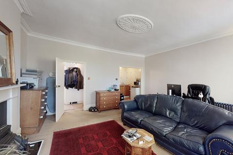 41d Compton Road, London, N1 2PB