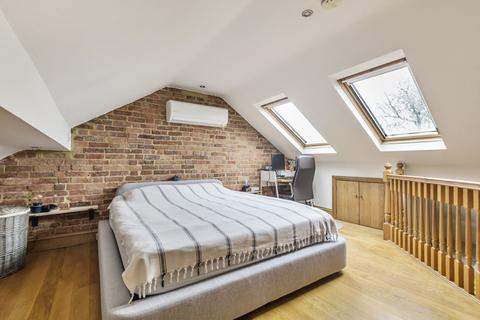 17 Rupert Road, Guildford, GU2 7NE