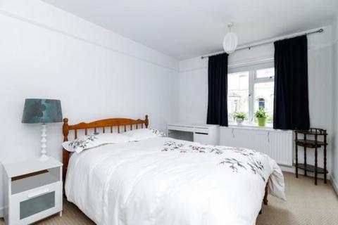 2 bedroom ground floor maisonette for sale - Olney Court, Marlborough Road