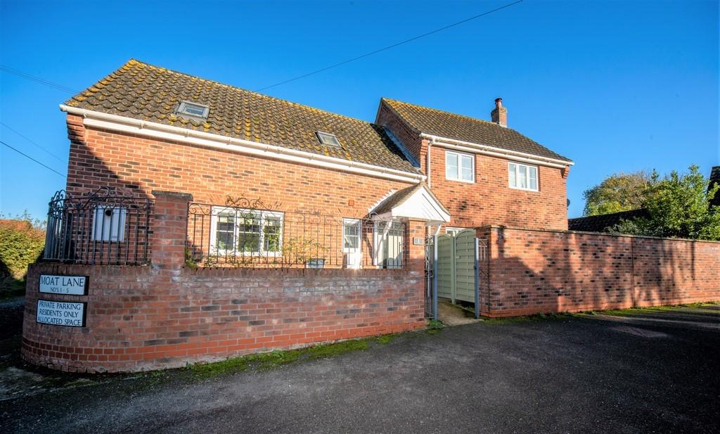 New Buckenham 3 bed detached house for sale £450,000