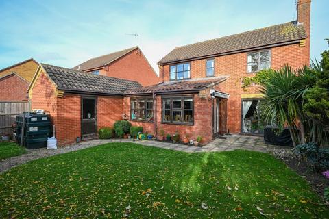 7 Poppy Close, Ditchingham, Bungay, NR35 2SG