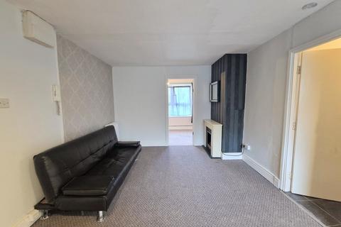 3 bedroom ground floor flat for sale - Aspen House, 21 Longwood Road, Rednal