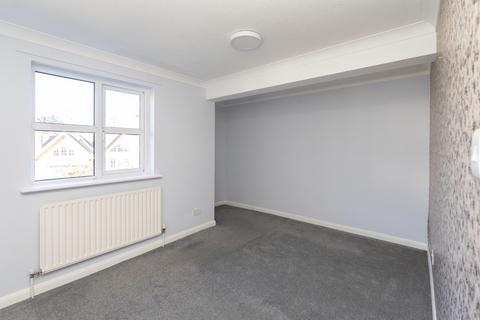 2 bedroom flat for sale, Junction Road, Dorking