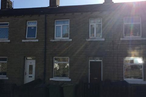 3 bedroom terraced house for sale - Blackmoorfoot Road, Huddersfield, West Yorkshire, HD4