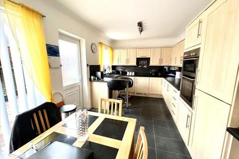 3 bedroom semi-detached house for sale - WEST LANE, TRIMDON STATION, Sedgefield District, TS29 6NA