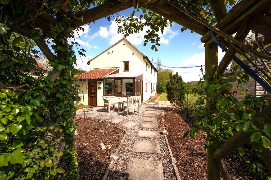 Catherine Street, East Huntspill, Highbridge, Somerset, TA9 4 bed