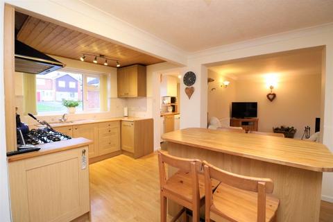 20 Fallowfield Road, Walsall, WS5 3DL
