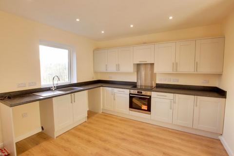 3 bedroom apartment to rent, Lower Bristol Road, Bath