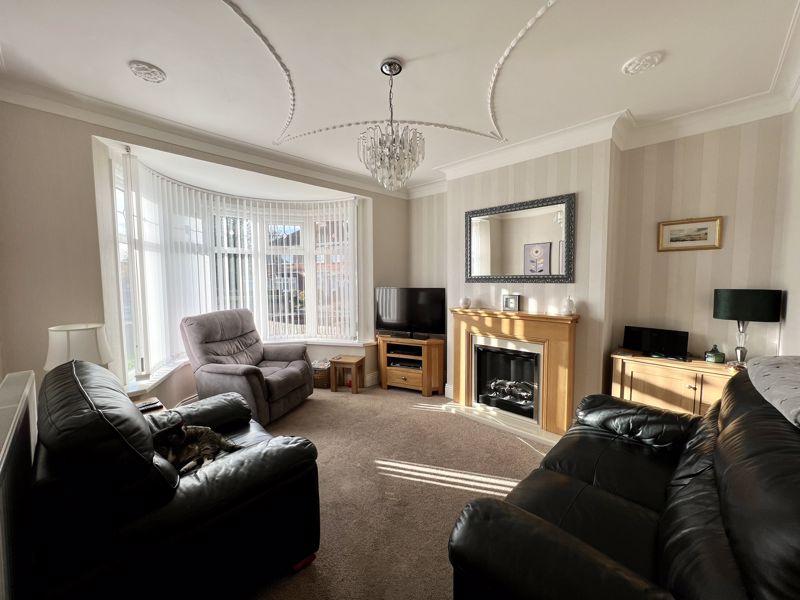 Maple Avenue, Whitley Bay 4 bed semidetached house for sale £400,000