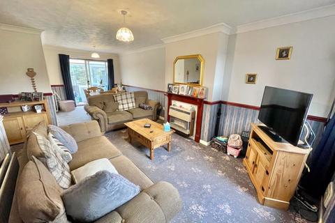 120 Bro Deg, Ruthin, LL15 1XY