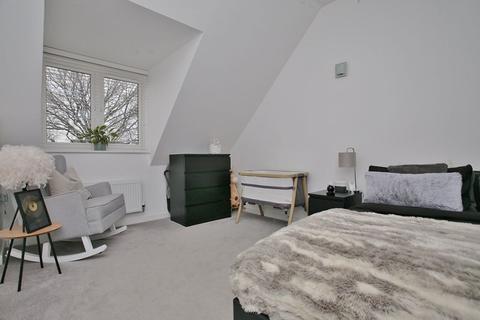 35 Bluebell Lane, Didcot, OX11 6GT