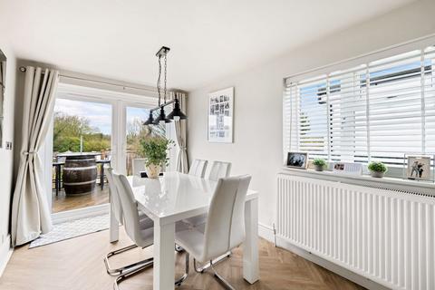 3 bedroom terraced house for sale, Cox Hill, Shepherdswell, Dover, CT15
