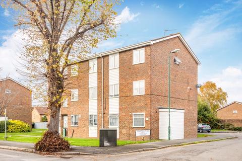 1 bedroom flat for sale - Chartwell Place, Sutton