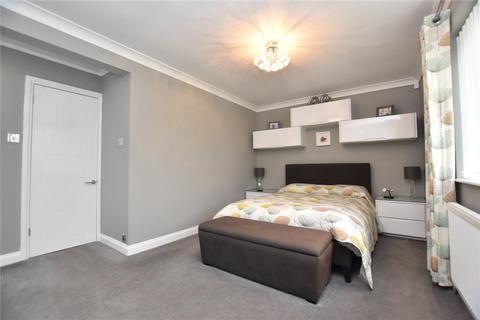 4 bedroom bungalow for sale - Upper Green Way, Tingley, Wakefield, West Yorkshire