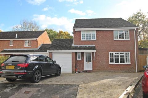 6 Abbeyfields Close, Netley Abbey, Southampton, SO31 5GR
