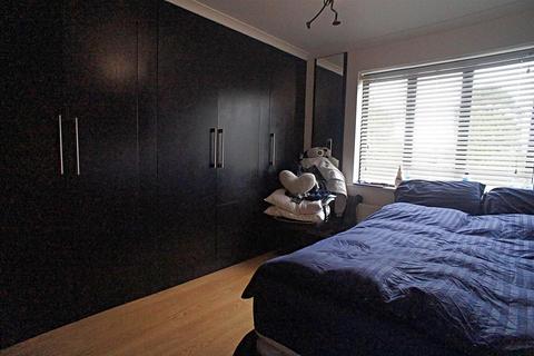 37 Burnham Road, London, E4 8PD