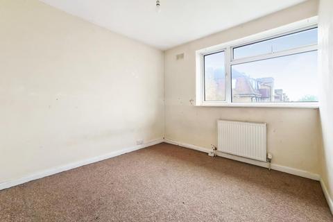 71 Waters Road, London, SE6 1UF