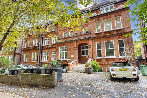 2 bedroom flat for sale - Fitzjohns Avenue, Hampstead