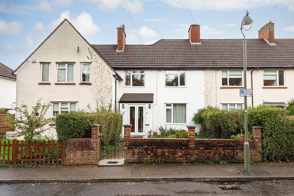 Castle Road, Epsom 3 bed terraced house £575,000