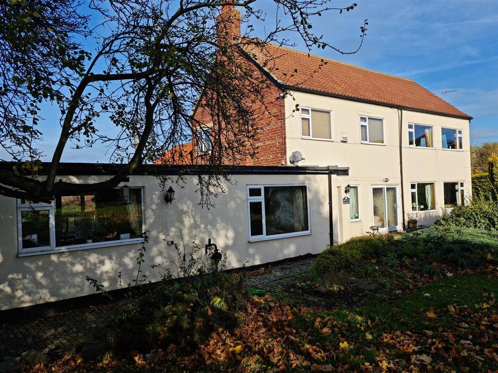Junction Road, Norton, StocktonOnTees 4 bed farm house for sale £