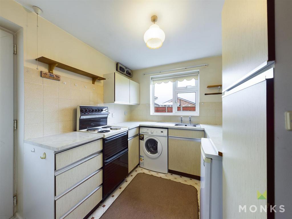 Trentham Road, Wem 2 bed detached bungalow £225,000