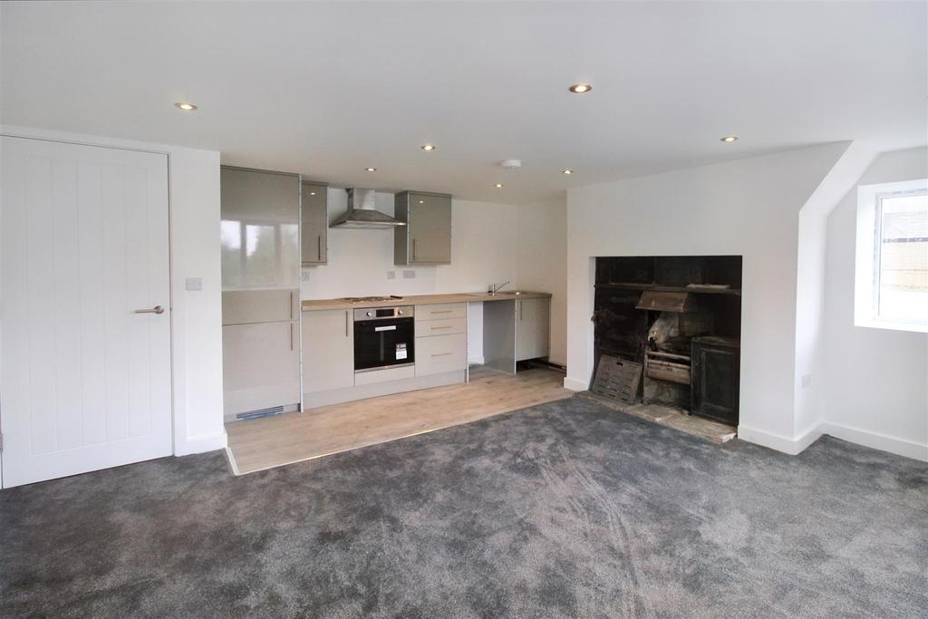 Barnsley Road, Brierley, Barnsley, S72 9JT 1 bed flat £500 pcm (£115 pw)