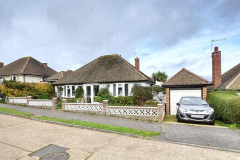 2 bedroom detached bungalow for sale - Second Avenue, Bexhill-On-Sea