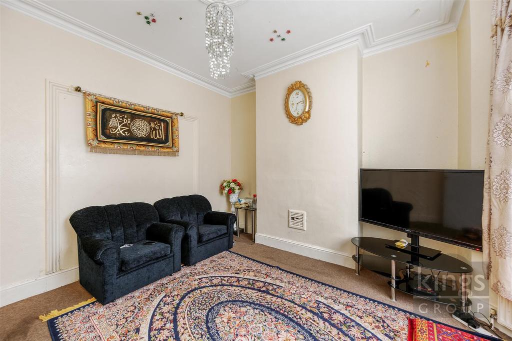 Winchelsea Road, London 3 bed house £600,000