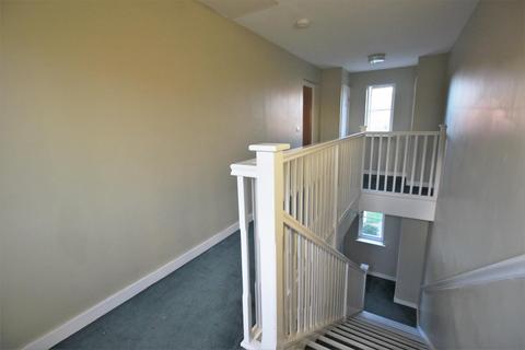 5 Foxglove Path, London, SE28 0LR