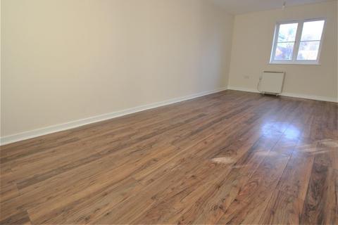 5 Foxglove Path, London, SE28 0LR