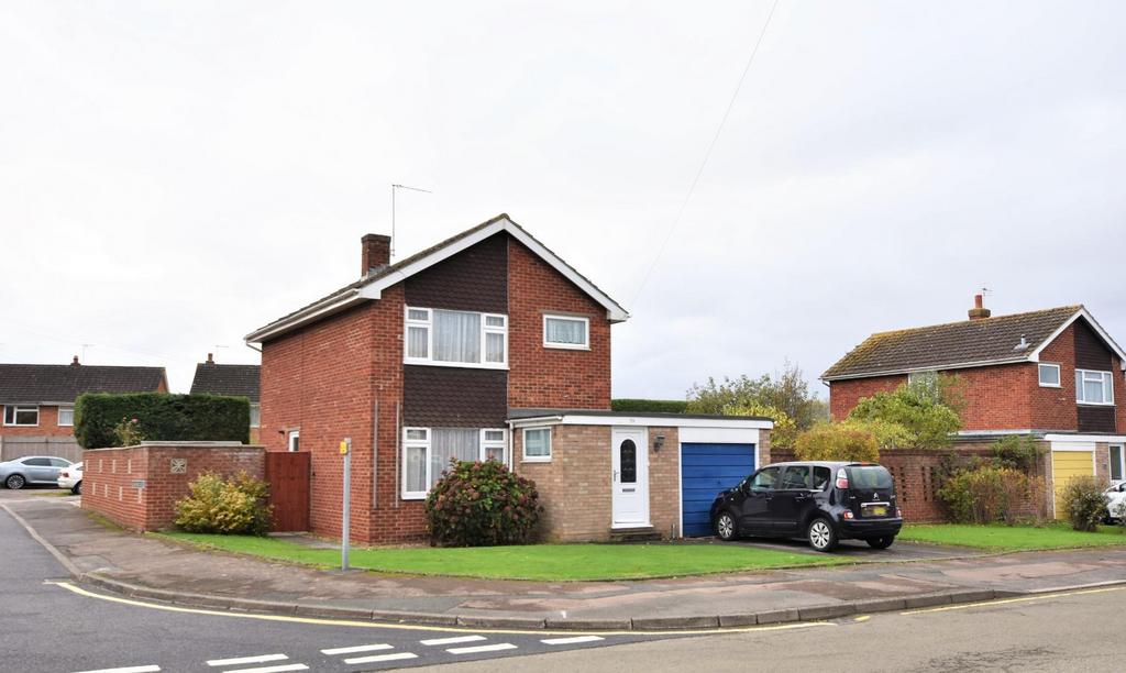 Caernarvon Road 3 bed detached house £380,000