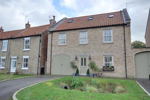 8 Eastgate, North Newbald, York, YO43 4SD