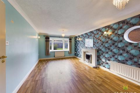 2 bedroom detached bungalow for sale - Hampton Fields, Oswestry