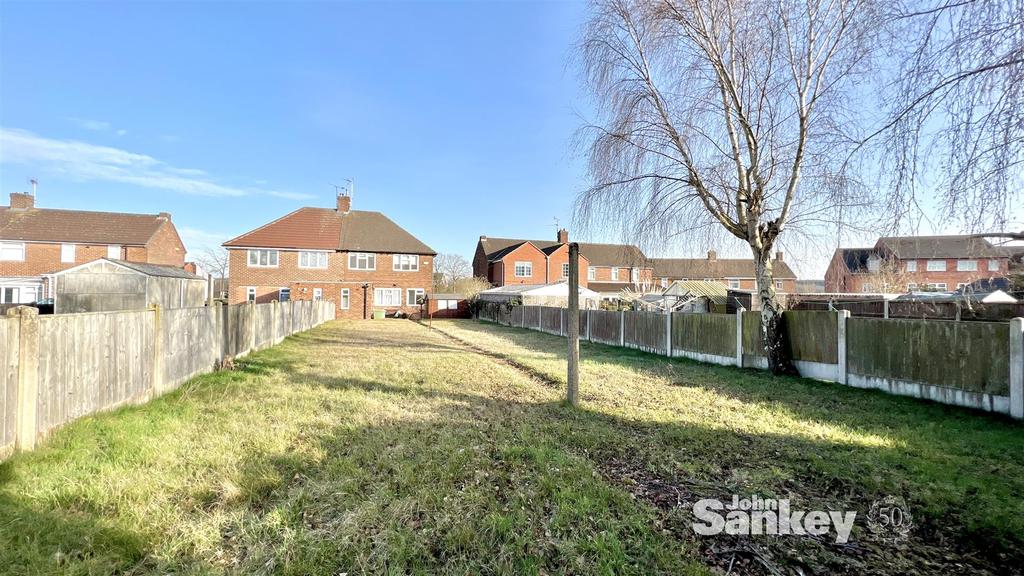King Johns Road, Clipstone 3 bed semidetached house £160,000