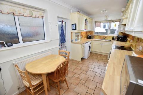 4 bedroom semi-detached house for sale - Rochester Road, Earlsdon, Coventry - NO CHAIN