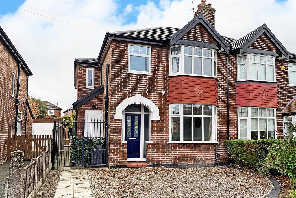 Stockport Road, Timperley 4 bed semidetached house £650,000