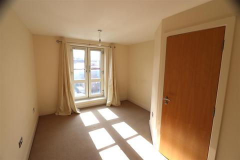 2 bedroom apartment to rent, Little Station Street, Walsall