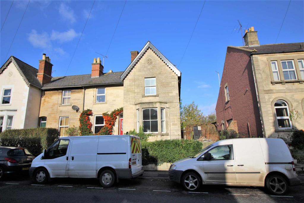 Marshfield Road, Chippenham 4 bed terraced house £1,200 pcm (£277 pw)