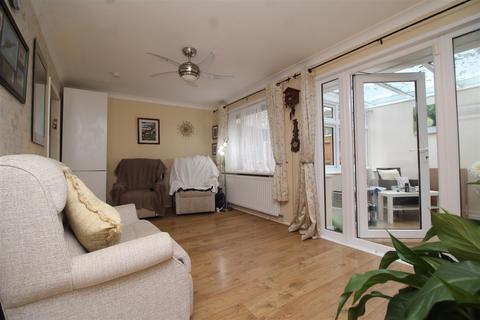 2 bedroom detached bungalow for sale - Sissley, Orton Goldhay, Peterborough