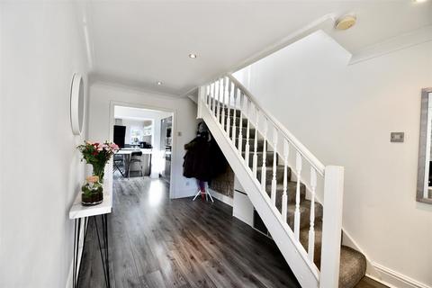 2 bedroom semi-detached house for sale - Slaley Close, Gateshead