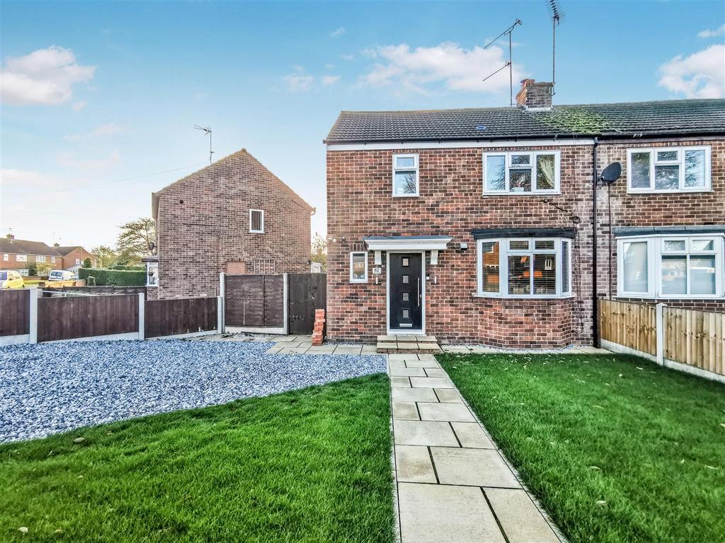 Field Avenue, Hatton, Derby 3 bed semidetached house £245,000