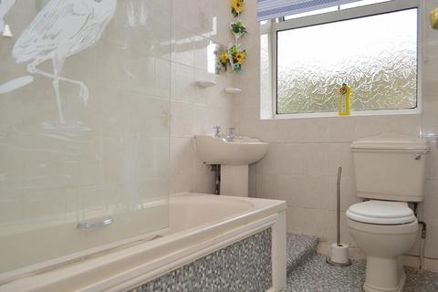 620 Ashton Road, Oldham, OL8 3HW