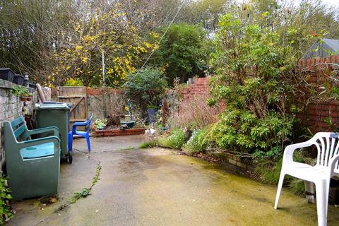 620 Ashton Road, Oldham, OL8 3HW