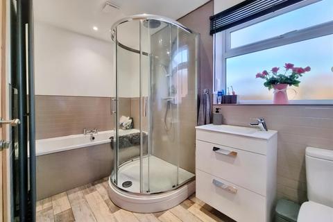 3 bedroom detached bungalow for sale - Field Close, Gosberton