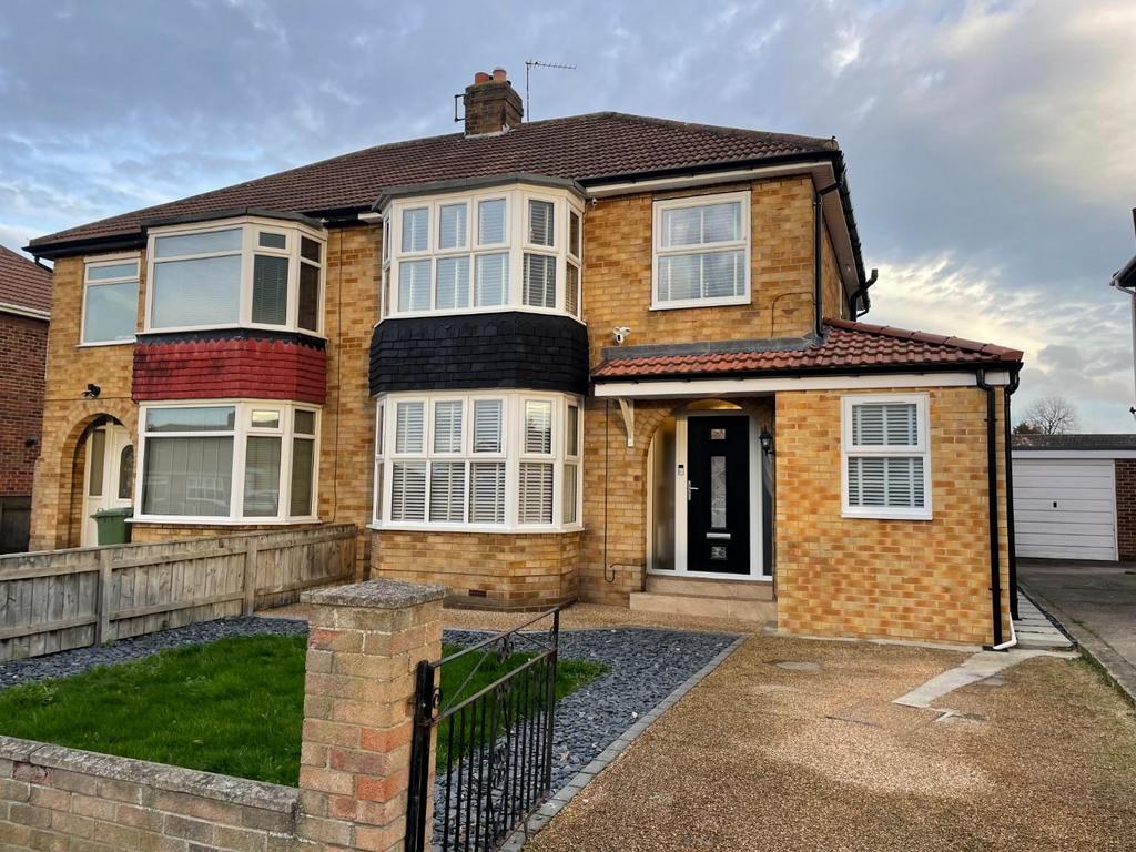 Richardson Road, Thornaby, StocktonOnTees 3 bed semidetached house